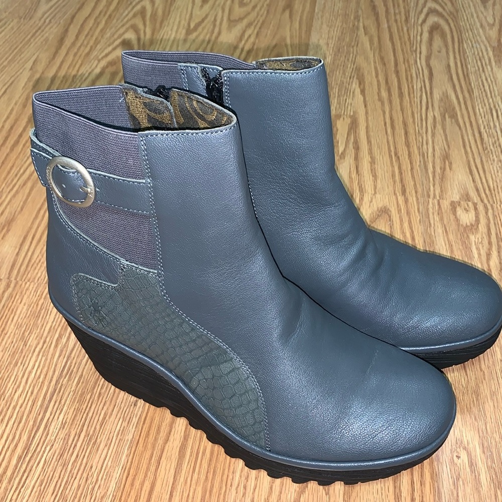Fly London snake leather gray boots qvc new wedge 41 - Picture 1 of 3